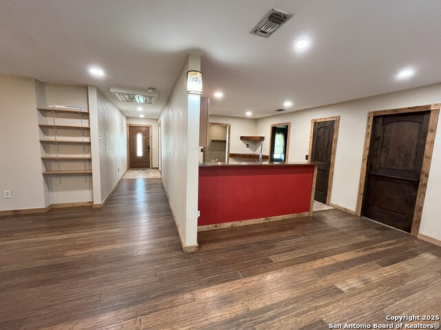 1227 County Road 104, Floresville, Texas image 4