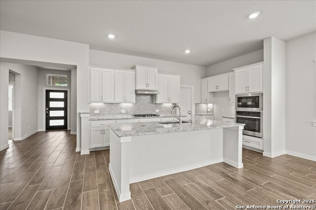 533 Canyon Live Oak, Seguin, Texas image 8