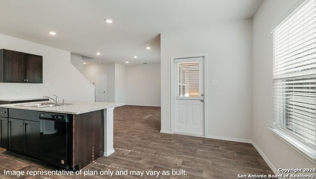 1510 Champagne Oak, New Braunfels, Texas image 12