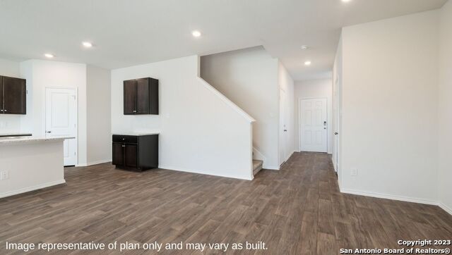 1510 Champagne Oak, New Braunfels, Texas image 6