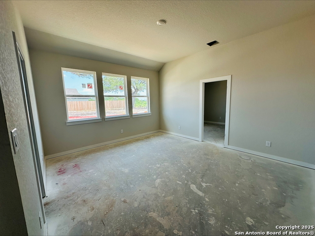 409 Sawtooth Oak, Seguin, Texas image 4