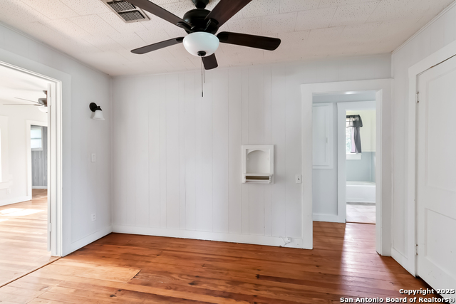 419 Avenue G, Marble Falls, Texas image 11