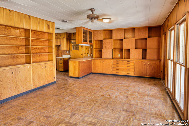 728 N Getty St., Uvalde, Texas image 12