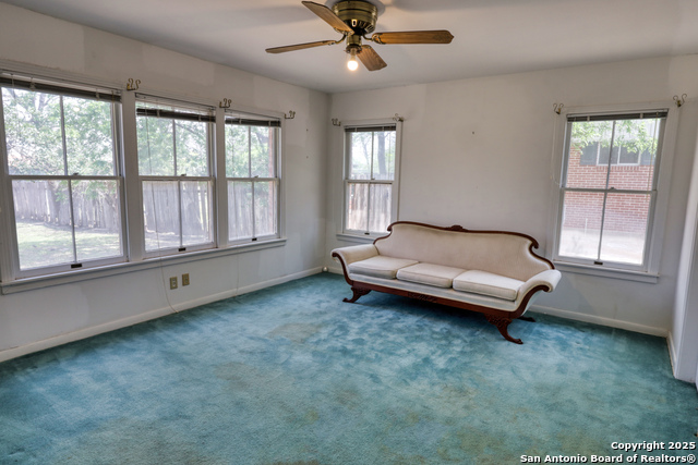 728 N Getty St., Uvalde, Texas image 26