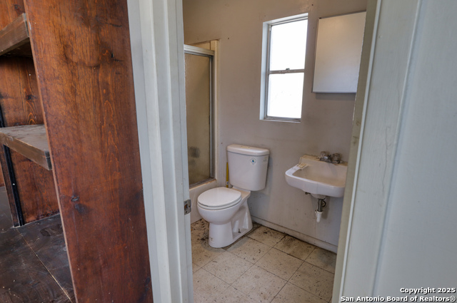 728 N Getty St., Uvalde, Texas image 36
