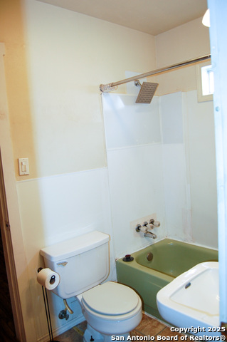 201 S. Alta Vista, Beeville, Texas image 18