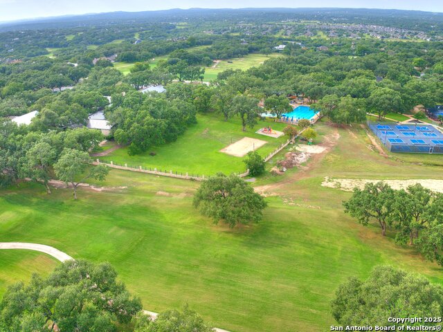 7801 Timber Top Dr, Fair Oaks Ranch, Texas image 3