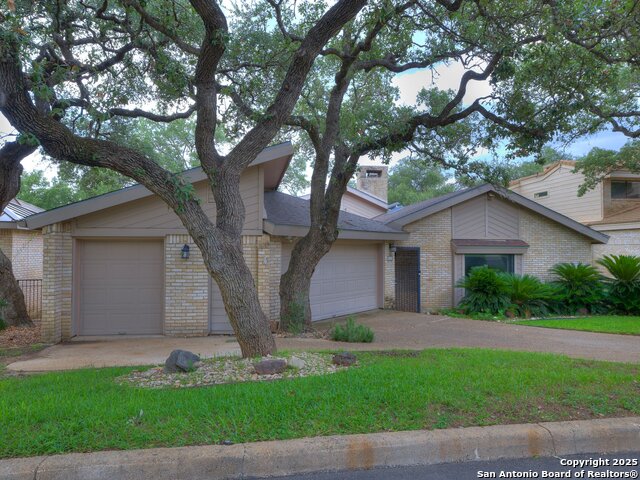 7801 Timber Top Dr, Fair Oaks Ranch, Texas image 6