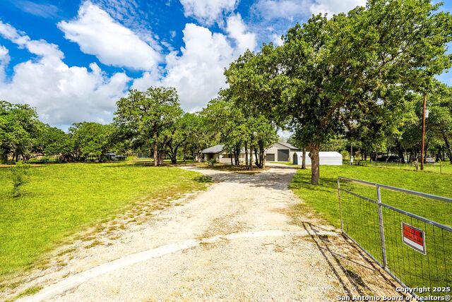 411 Shannon Ridge Dr, Floresville, Texas image 24