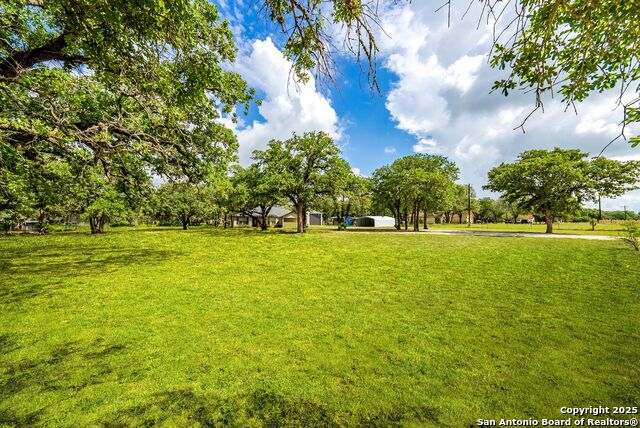 411 Shannon Ridge Dr, Floresville, Texas image 25