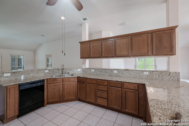 13603 Puro Oro, Universal City, Texas image 11