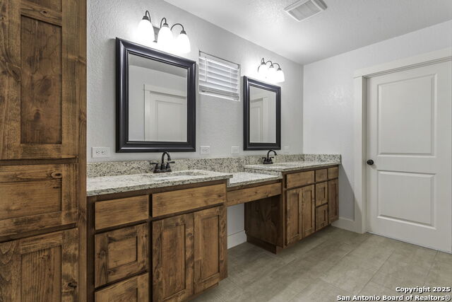 188 Old Camp, Bandera, Texas image 10