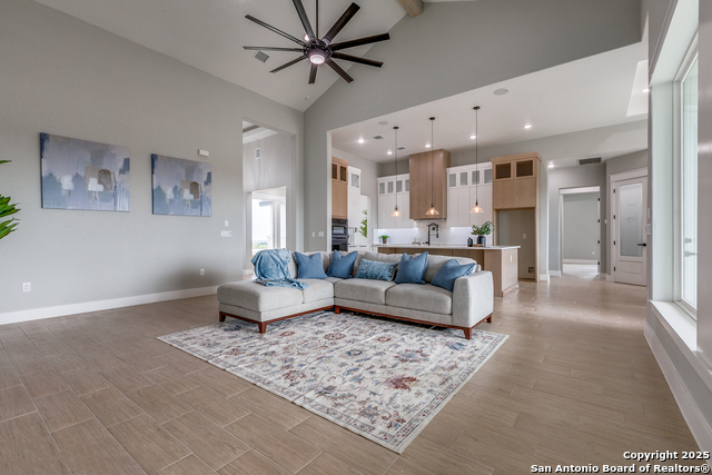 120 Sunset, La Vernia, Texas image 10