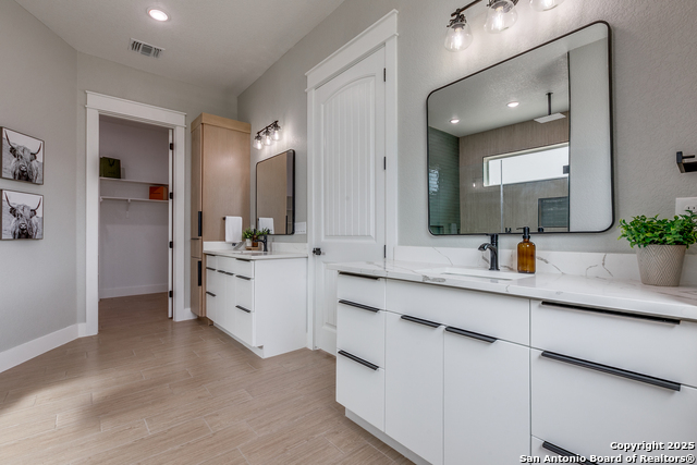 120 Sunset, La Vernia, Texas image 16