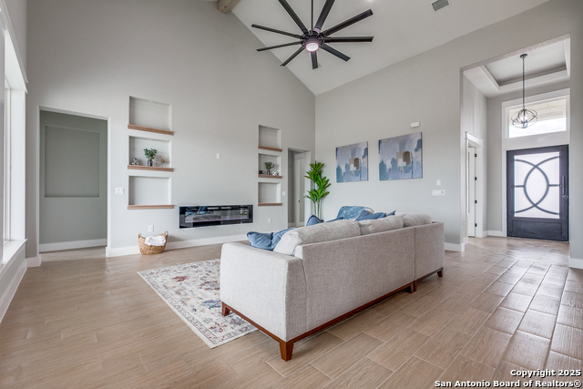 120 Sunset, La Vernia, Texas image 8