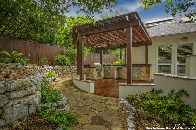 8425 Artesia, Helotes, Texas image 36