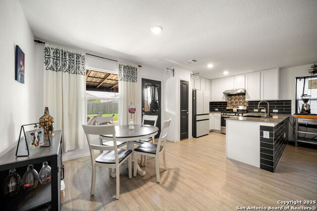 9101 Honey Mesquite, Seguin, Texas image 11