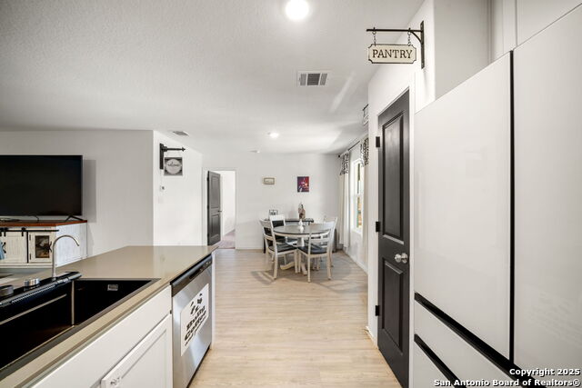 9101 Honey Mesquite, Seguin, Texas image 6