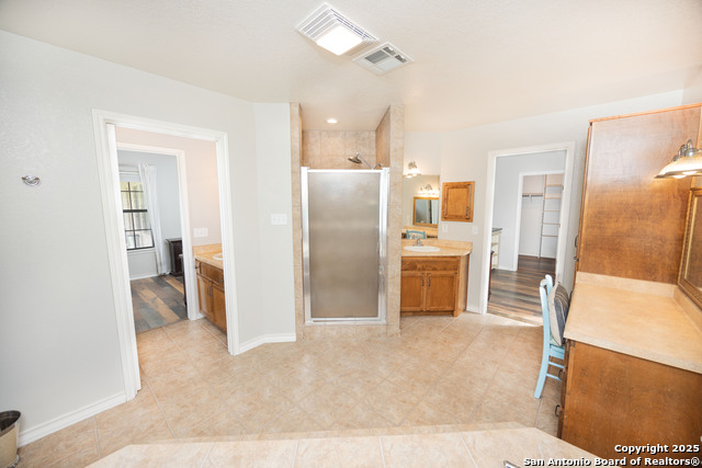 472 County Road 444, Hondo, Texas image 15