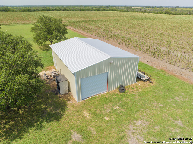 472 County Road 444, Hondo, Texas image 22