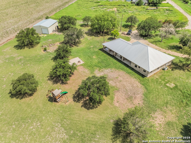 472 County Road 444, Hondo, Texas image 23