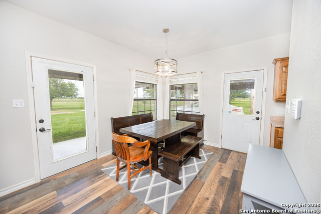 472 County Road 444, Hondo, Texas image 5