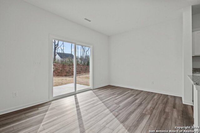 108 Dionicio Loop, Seguin, Texas image 9