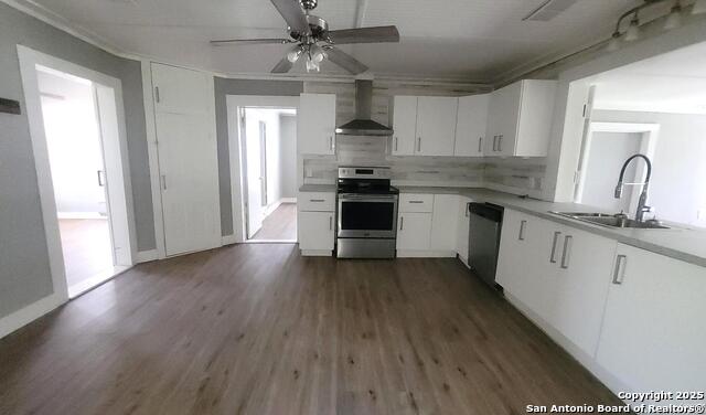 205 Maverick, Falls City, Texas image 12