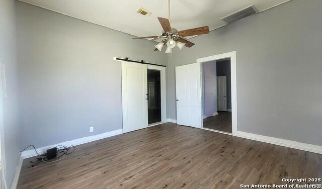205 Maverick, Falls City, Texas image 4