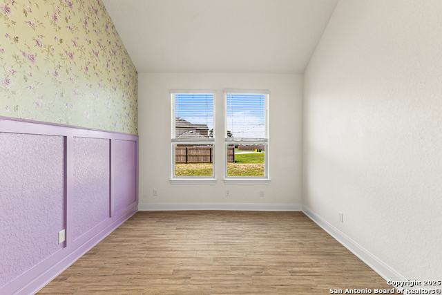 127 Arched Oak, Floresville, Texas image 8