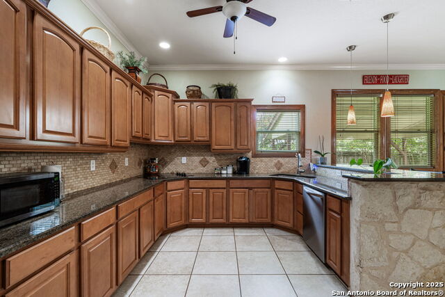 126 Bird Song, Boerne, Texas image 10