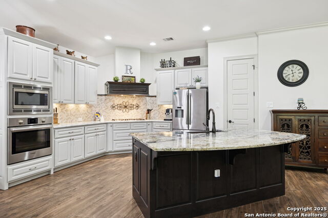 402 Knoll Springs, Boerne, Texas image 15