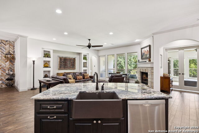 402 Knoll Springs, Boerne, Texas image 17
