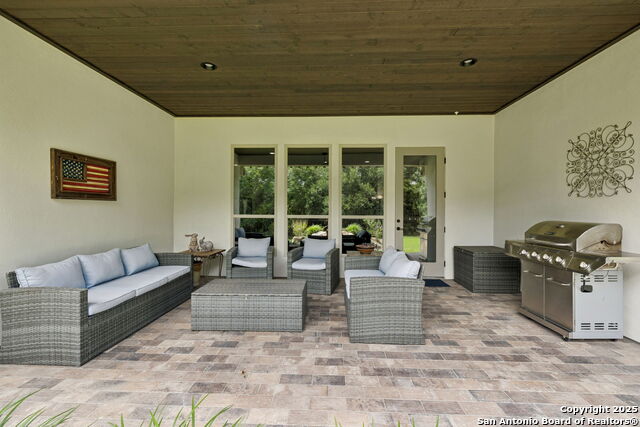 402 Knoll Springs, Boerne, Texas image 29