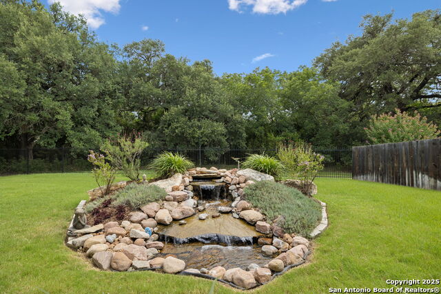402 Knoll Springs, Boerne, Texas image 30