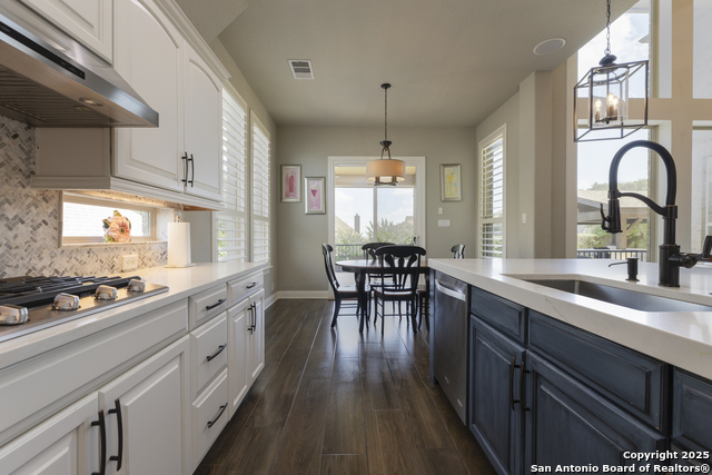 8918 Irving, Boerne, Texas image 13