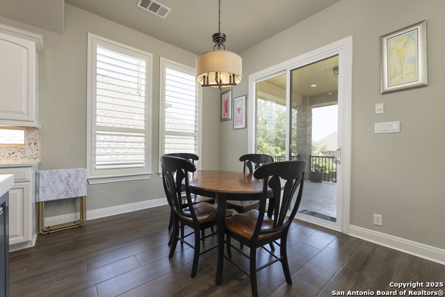 8918 Irving, Boerne, Texas image 18