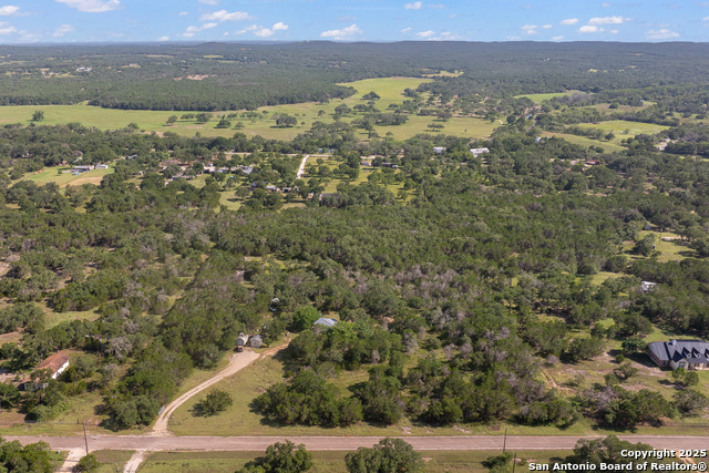1060 Forest View Dr, Blanco, Texas image 27