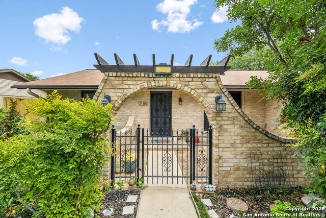 100 Lincoln, Schertz, Texas image 6
