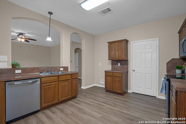 109 Lieck, Cibolo, Texas image 14