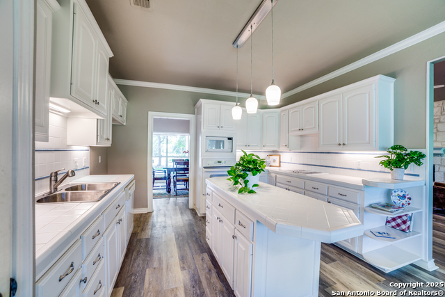 29435 Fairway Bluff, Boerne, Texas image 14