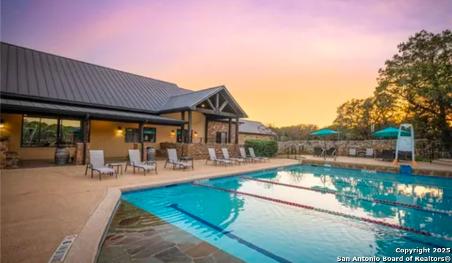 857 Lorikeet Ln, New Braunfels, Texas image 1