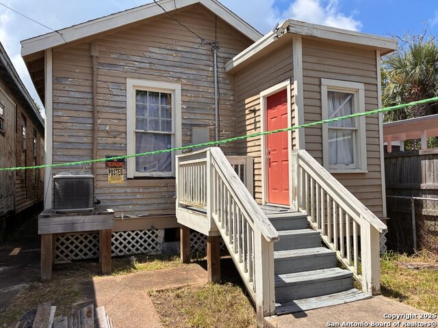 3121 Avenue N 1/2, Galveston, Texas image 1