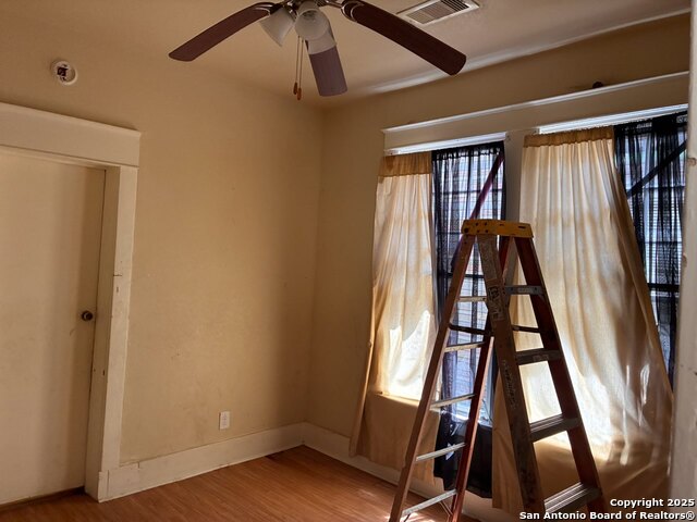 3121 Avenue N 1/2, Galveston, Texas image 10