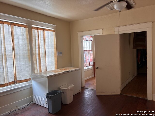 3121 Avenue N 1/2, Galveston, Texas image 13