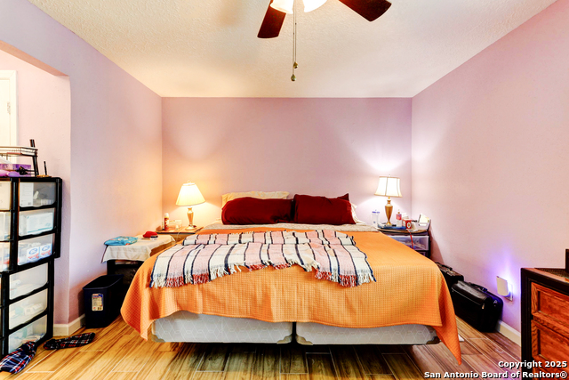 8403 S Meadow Bird Circle, Missouri City, Texas image 29
