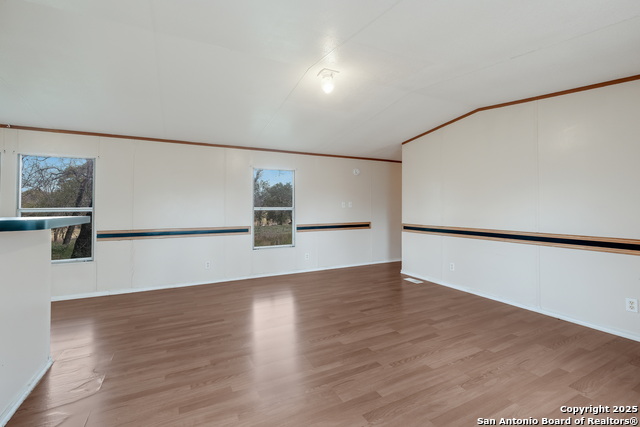 131 Flores Oaks, Floresville, Texas image 6