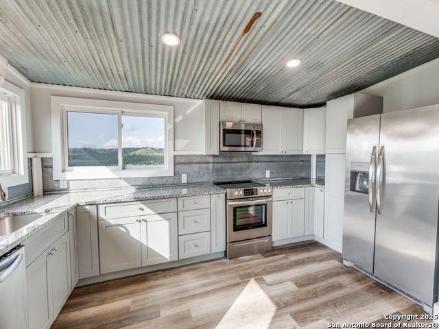238 Ledgeview, Canyon Lake, Texas image 8