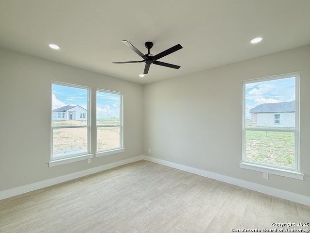 129 Camino Verde Ct, La Vernia, Texas image 10