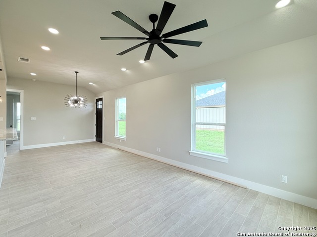 129 Camino Verde Ct, La Vernia, Texas image 4